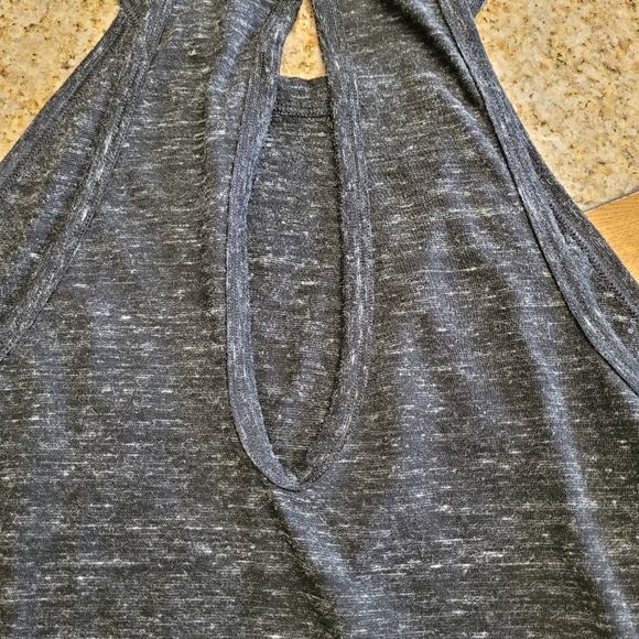 VICTORIA'S SECRET SPORT Keyhole Back Tank Top  ** Large ** - Picture 4 of 5